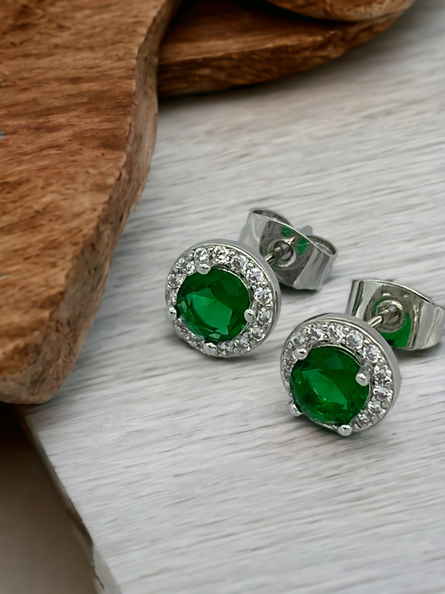 BROQUEL PIEDRA VERDE